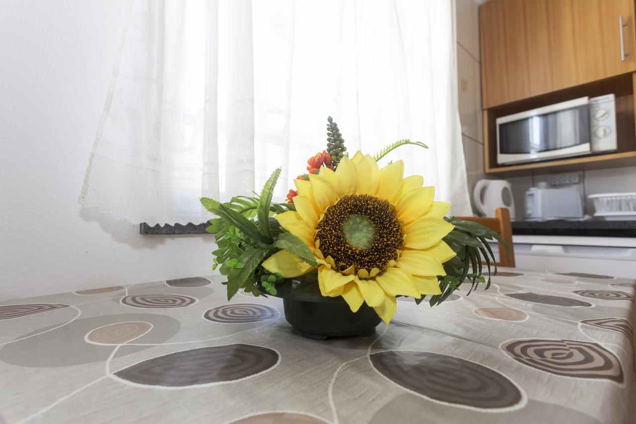 Apartamentos Oliveira Madalena  Esterno foto