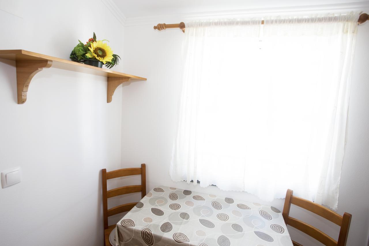 Apartamentos Oliveira Madalena  Esterno foto