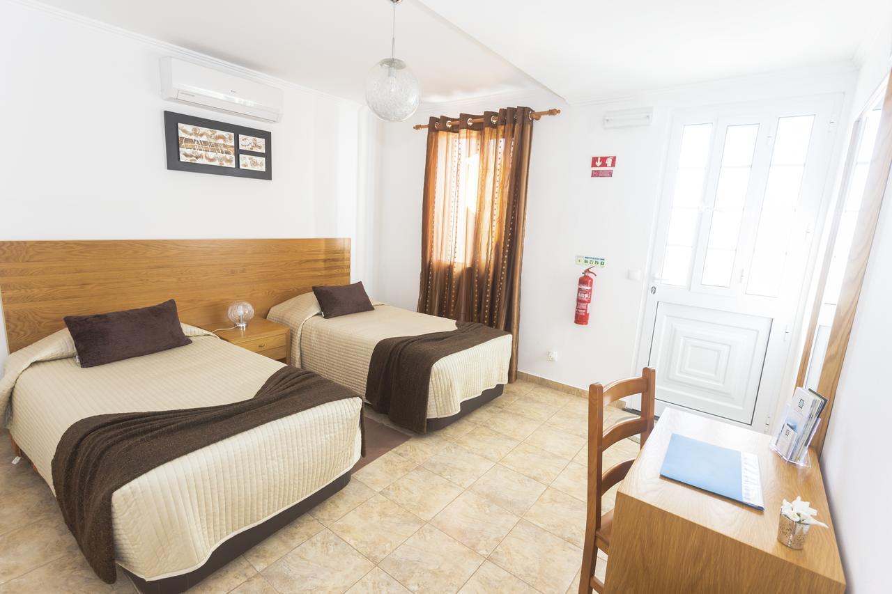 Apartamentos Oliveira Madalena  Esterno foto